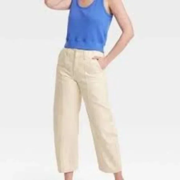 NWT- MID-RISE CURVED LEG BARREL JEANS - Picture 5 of 5